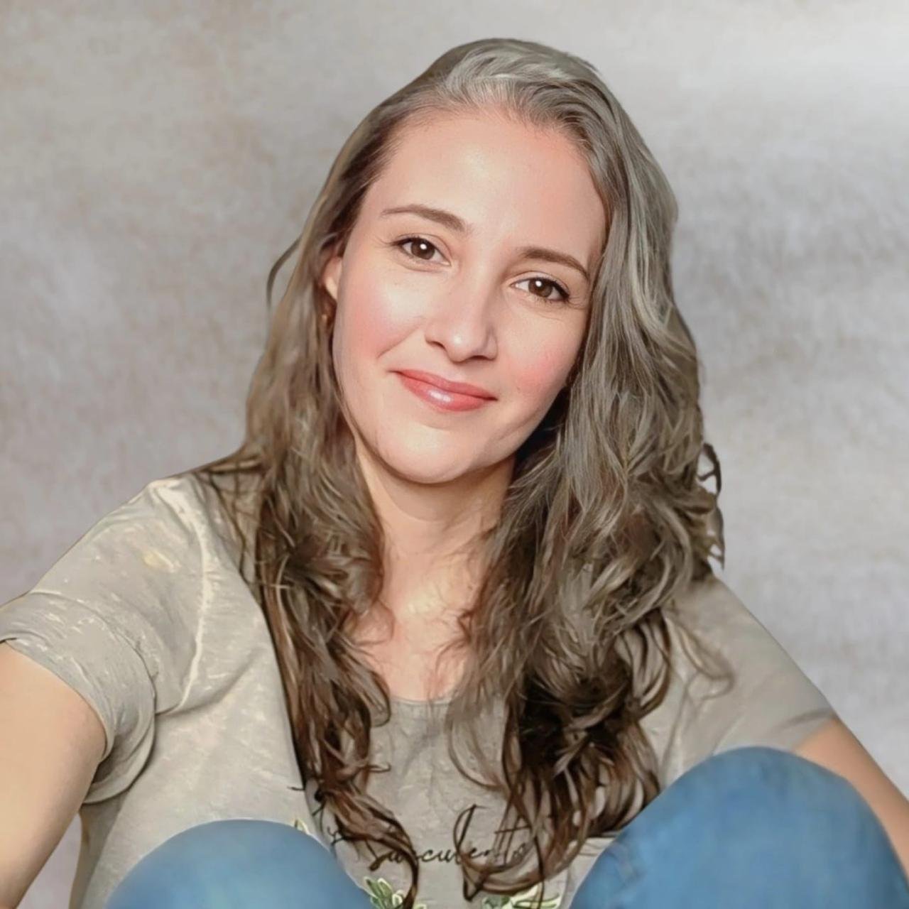Cris Costa